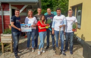 Deutsche Bank pflanzt für den guten Zweck