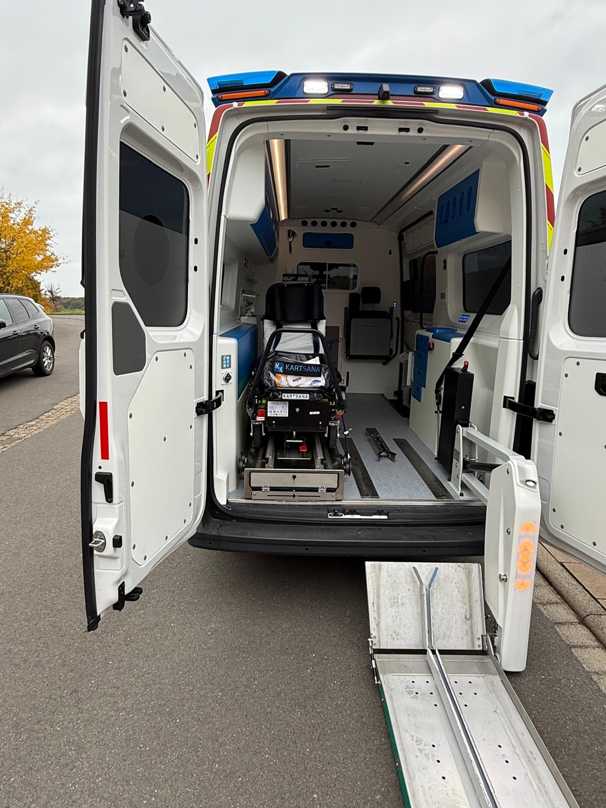 Geöffnete Wunsch-Ambulanz der Johanniter (Wünschewagen) Geöffnete Wunsch-Ambulanz der Johanniter (Wünschewagen)